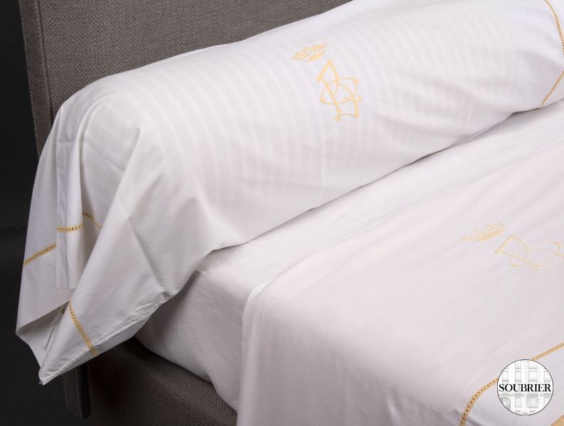 crown monogram set of bed linen