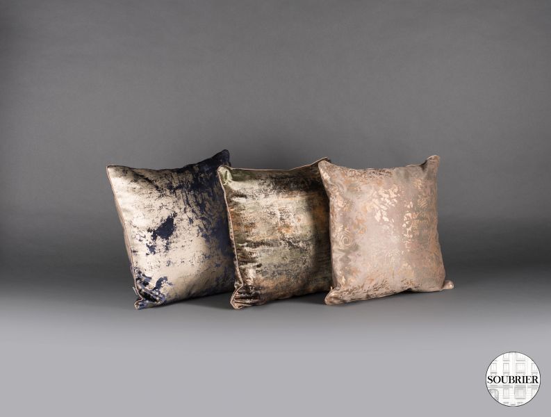 Set of cushions