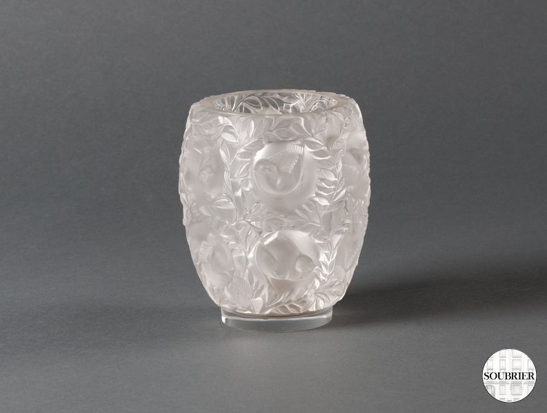 Vase Lalique en pâte de verre