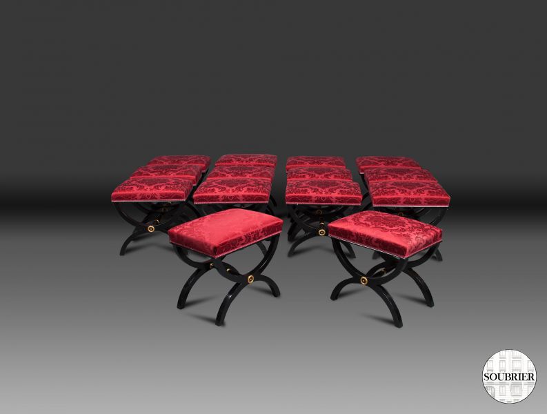 14 Damask black and red stools