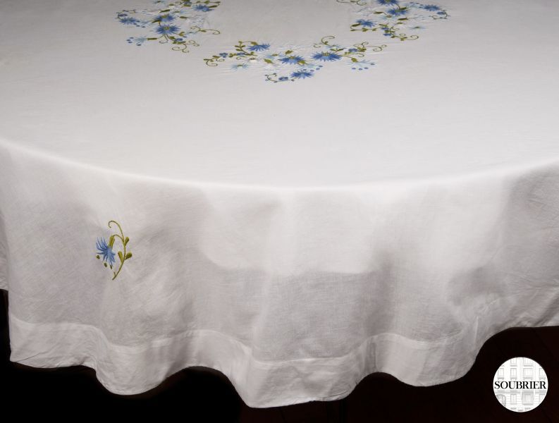 Nappe à fleurs bleues