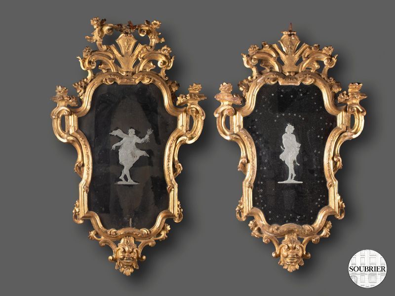 Deux miroirs régence bois doré 