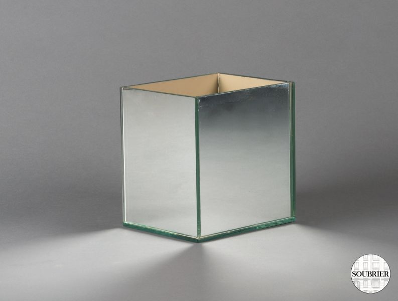 Vase cube miroir