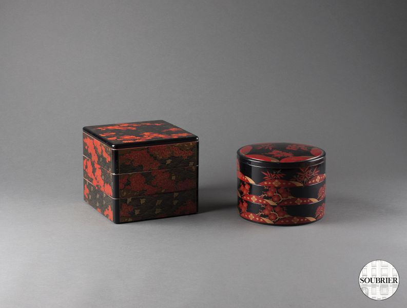 Chinese lacquer box