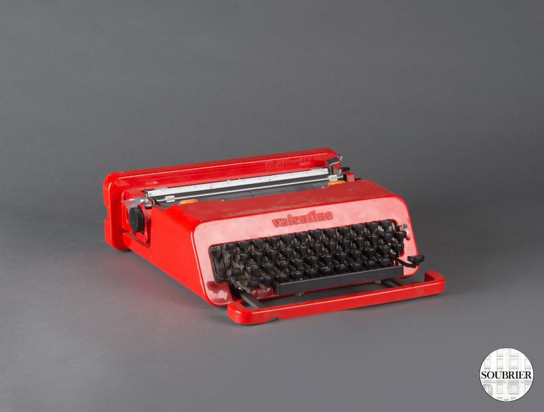 Machine à écrire Olivetti