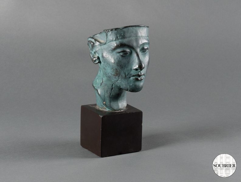 Head of Amenophis IV Stand