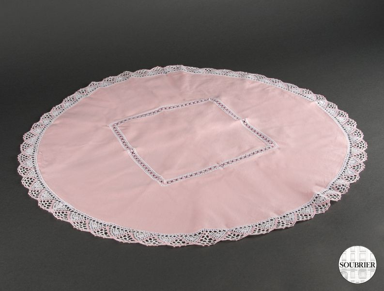 Pink rond doily