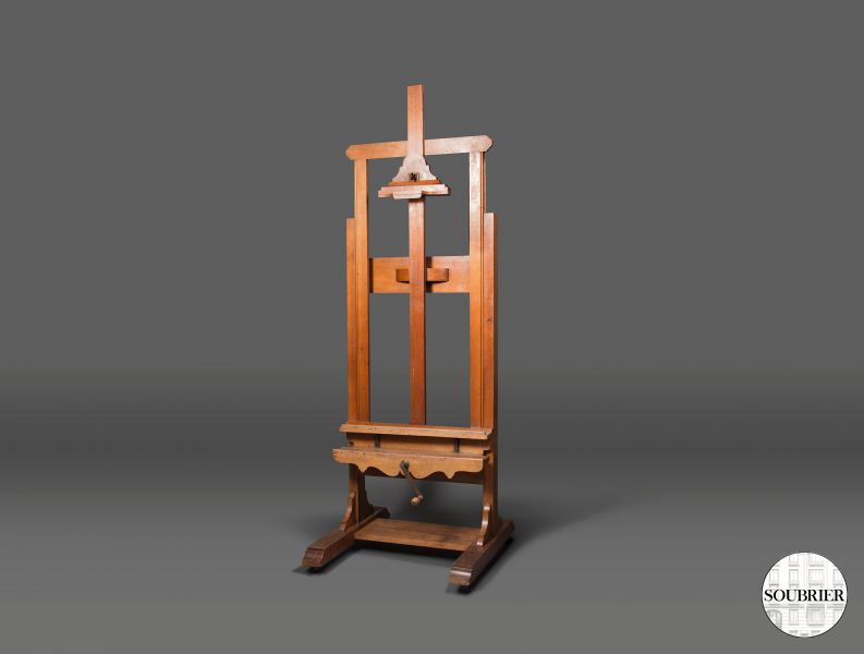 Studio easel