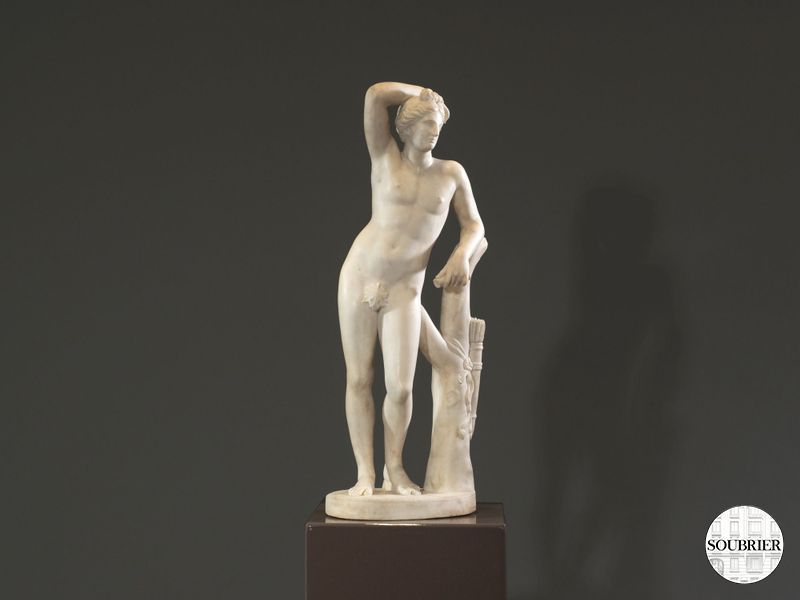 Sculpture en marbre blanc Appolon