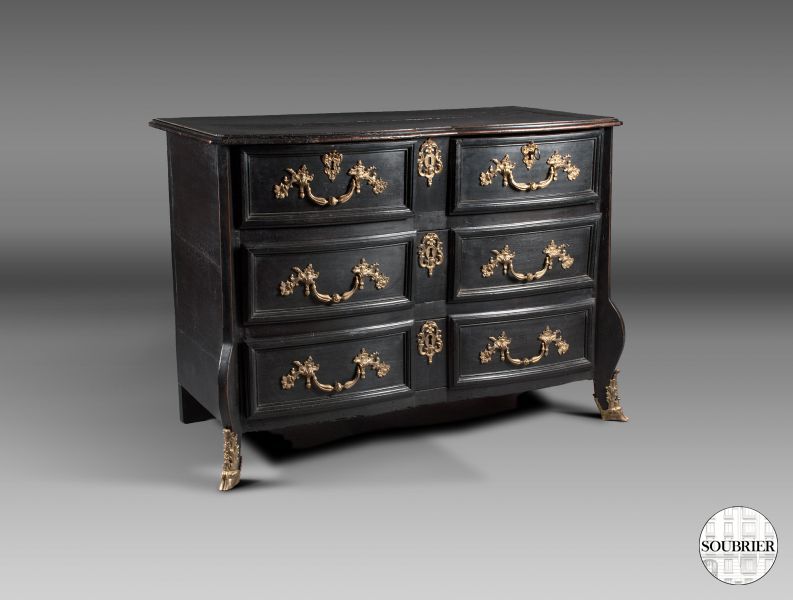 Commode en bois et bronze doré