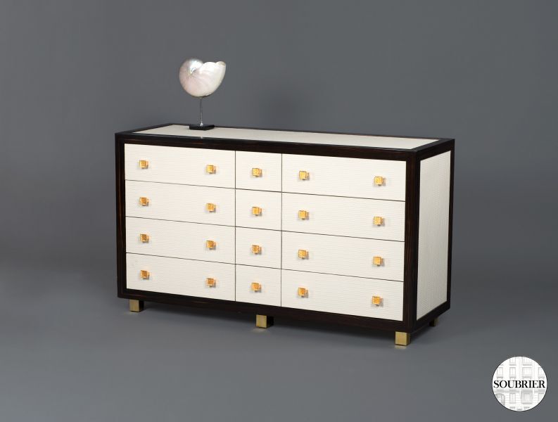 Modern dresser