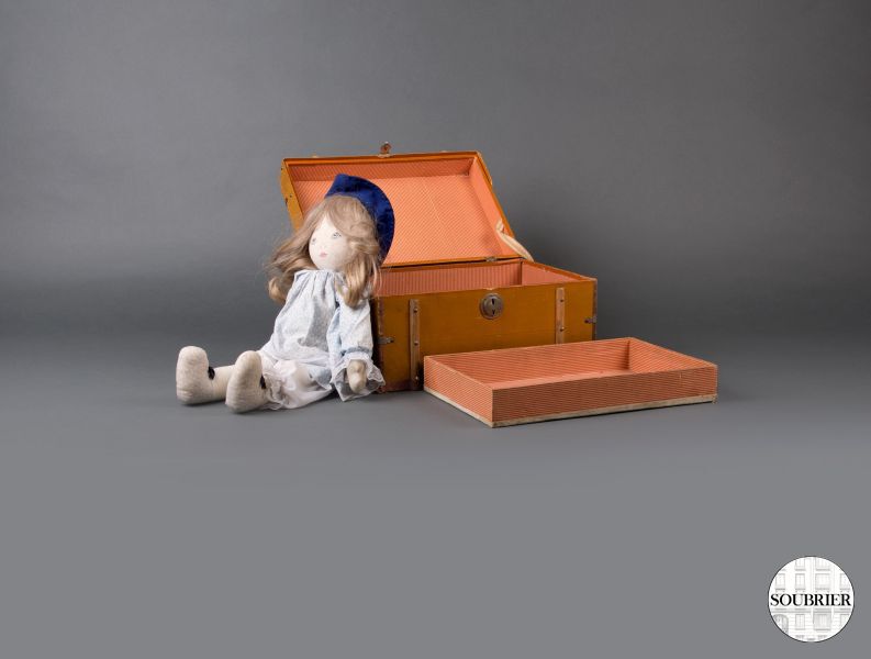Doll suitcase