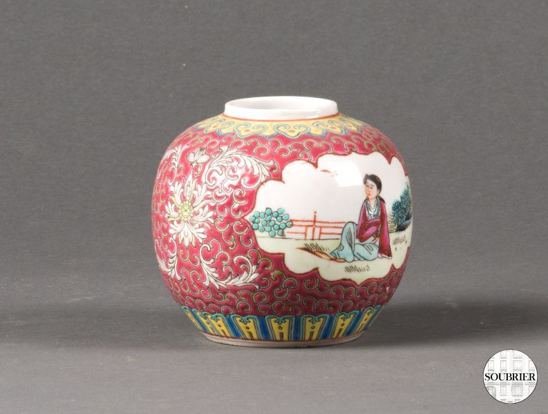 Pink chinese vase