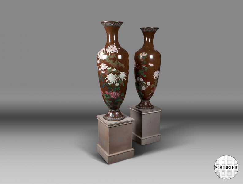 Vases cloisonnés