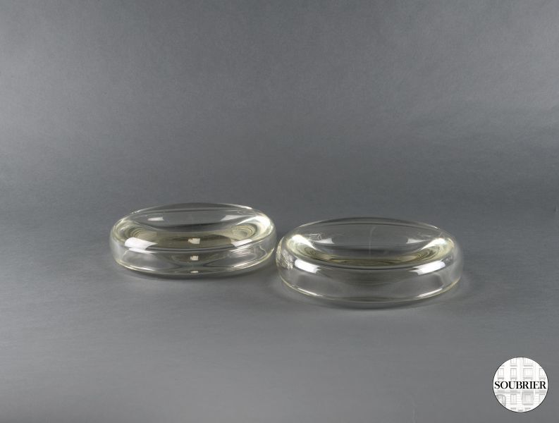 Pair of ashtrays