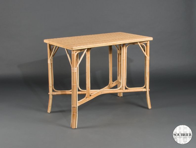 Rattan table