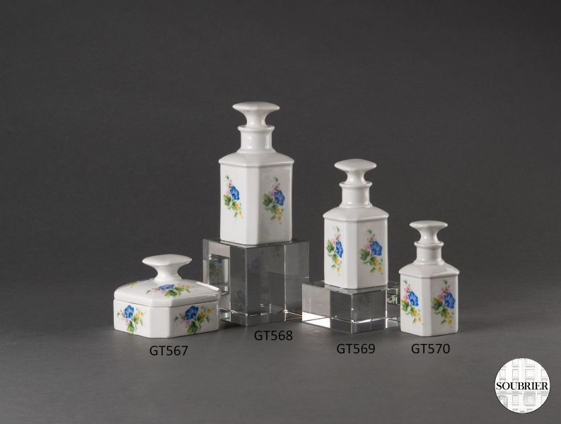 Garniture de toilette porcelaine