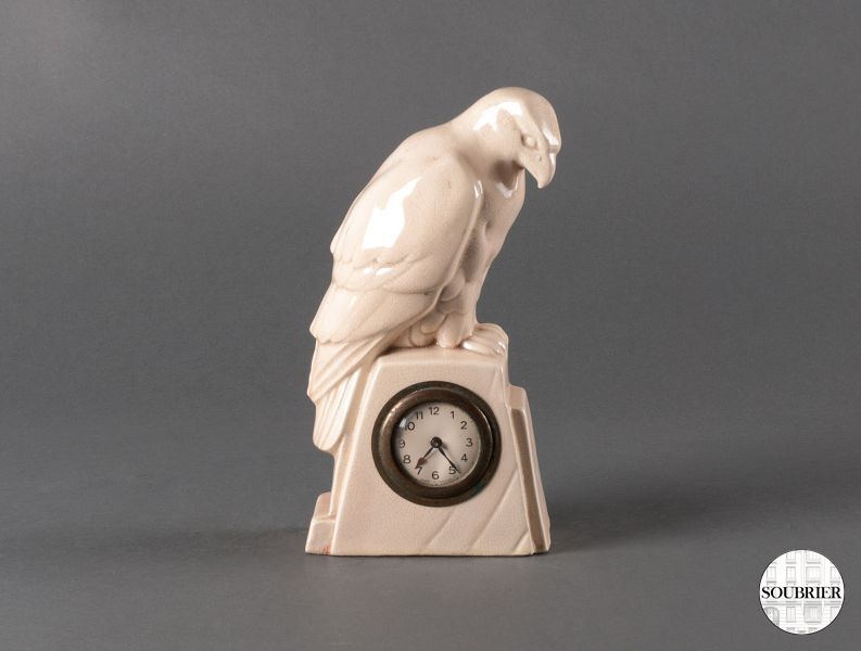 Pendule avec un oiseau