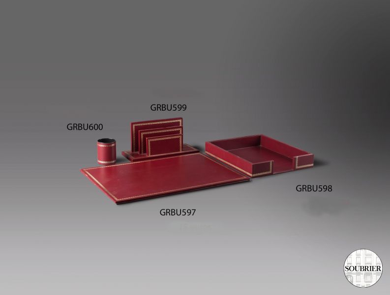 Garniture de bureau en cuir rouge