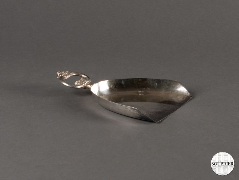 Silver-plated crumb collector