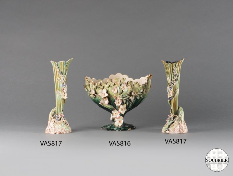 Jardinière et vases à fleurs