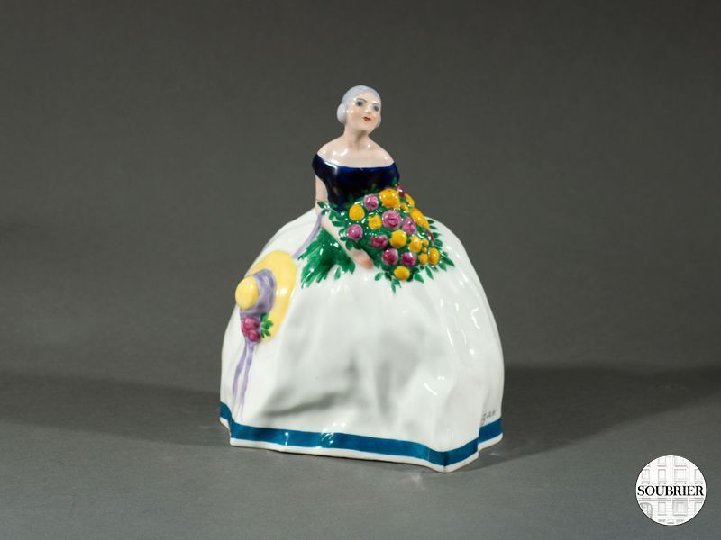 Femme porcelaine 193