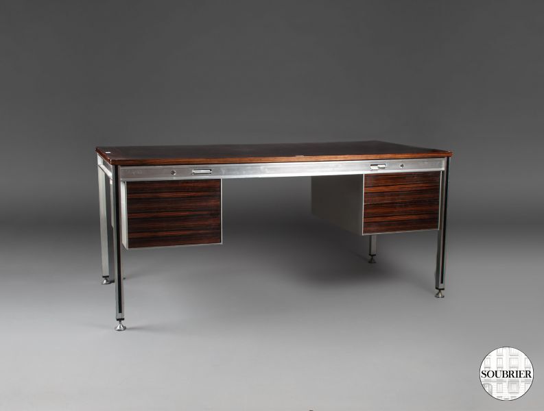 Bureau moderniste 