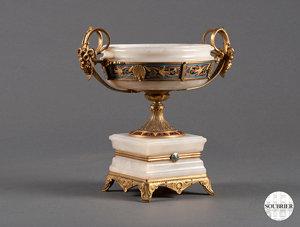 Cup bronze and alabaster
