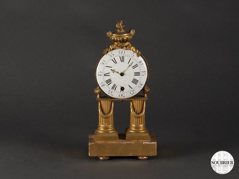 Pendule Louis XVI en