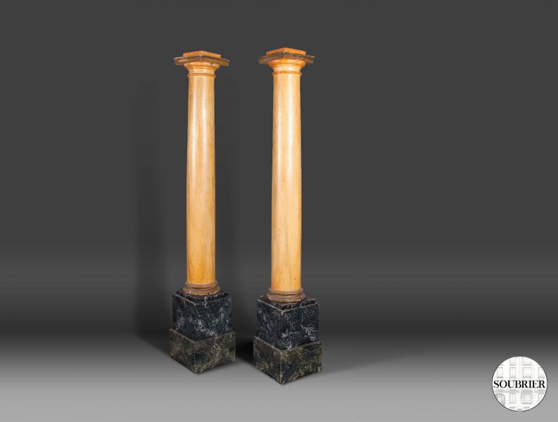 Paire de colonnes