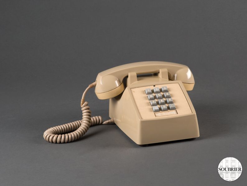 ITT KELLOGG CORTELCO telephone