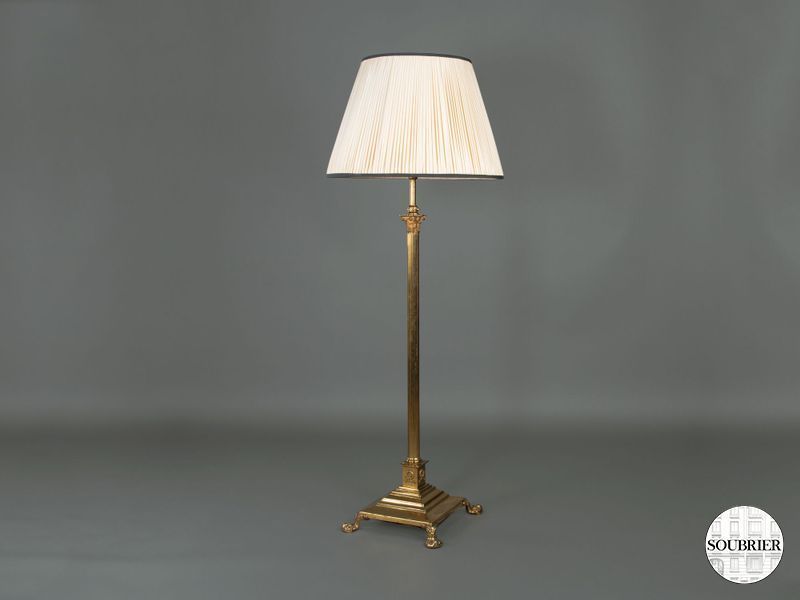 Lampadaire style empire en laiton