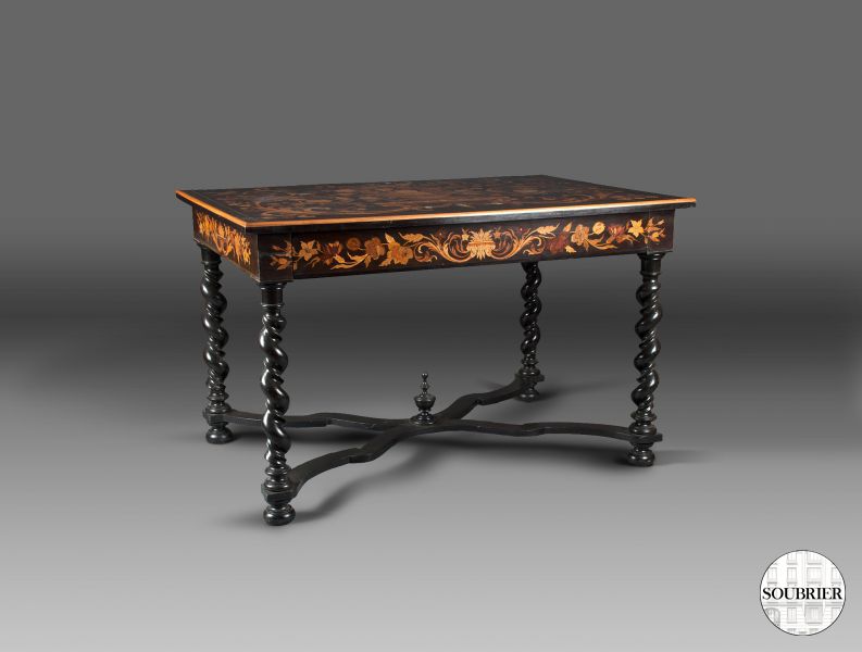 Inlaid table