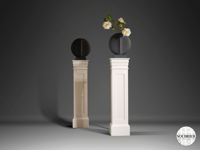 deux petites stèles