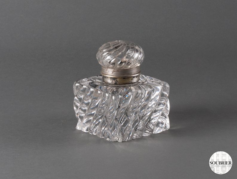 Molded glass inkwell