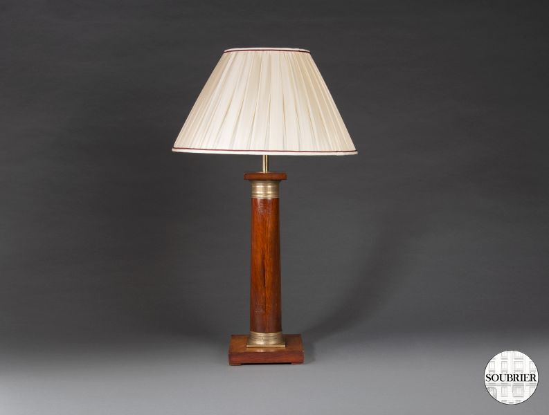 Empire style lamp