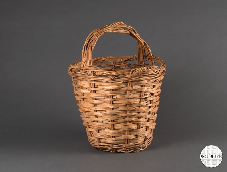 Wicker basket