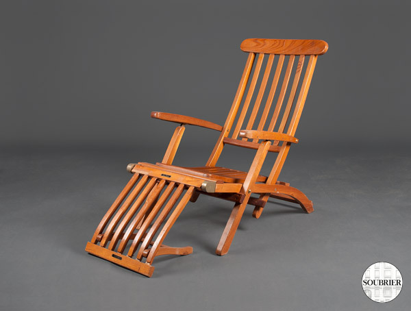 Twentieth deck chair