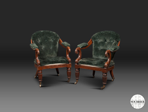 Fauteuils anglais velours vert