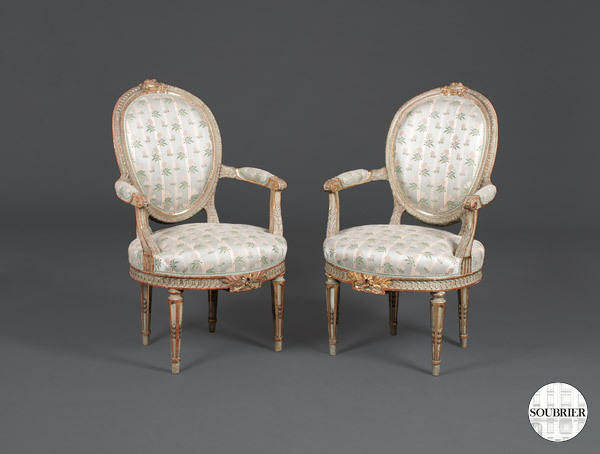 Paire de fauteuils Louis XVI