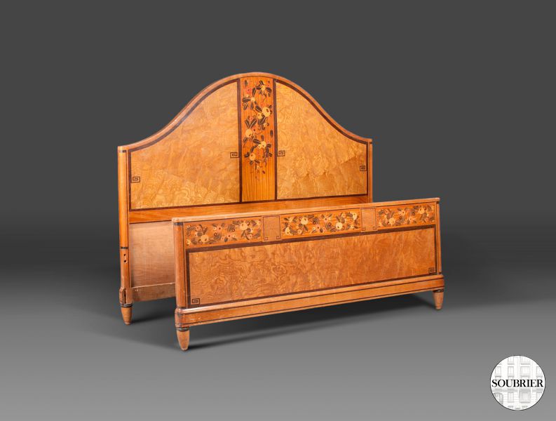 Large maple Jallot bed