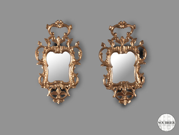 Paire de petits miroirs baroques
