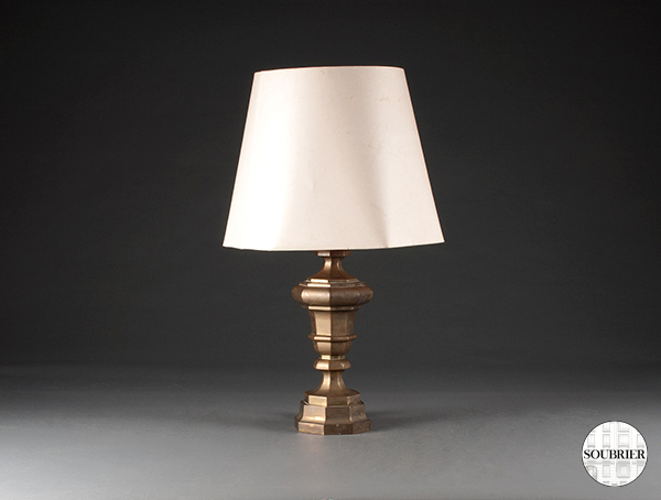 Baluster brass lamp