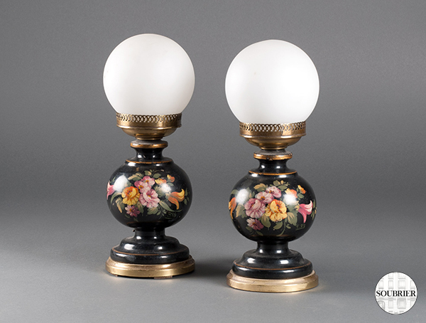 Pair of oil lamps