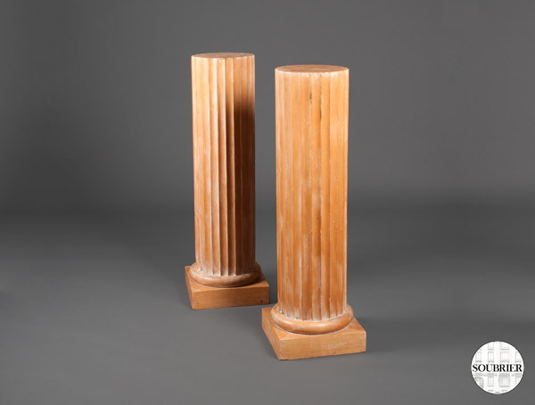 fluted columns