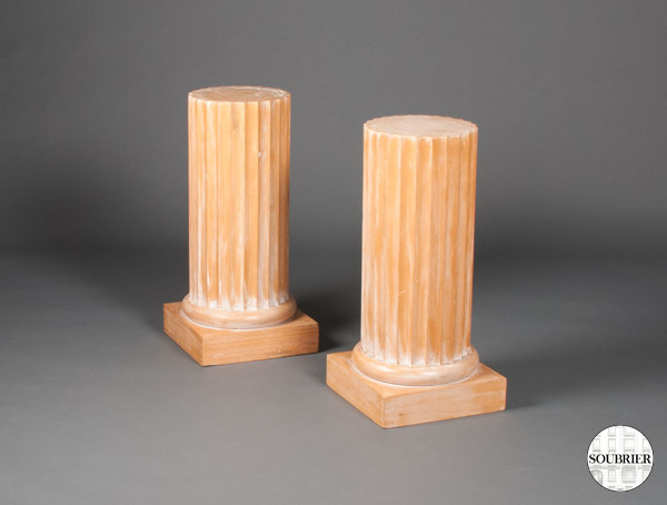 fluted columns