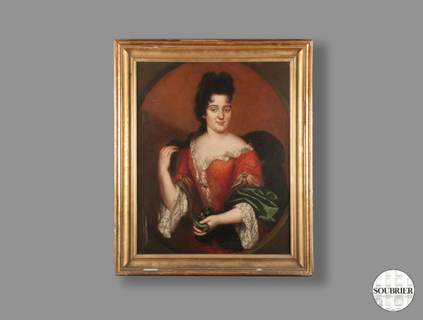 Portrait de femme à la robe rouge