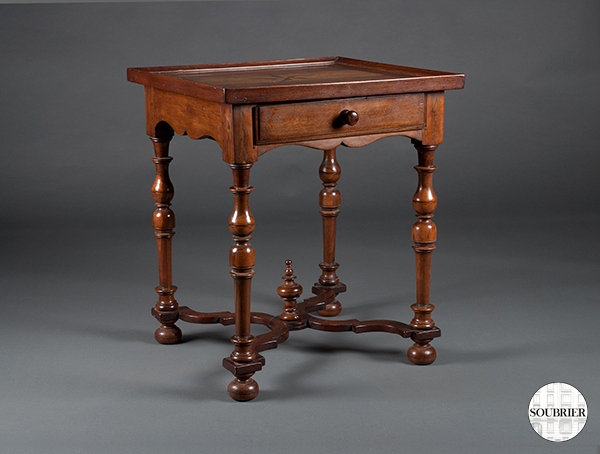 Louis XIII table