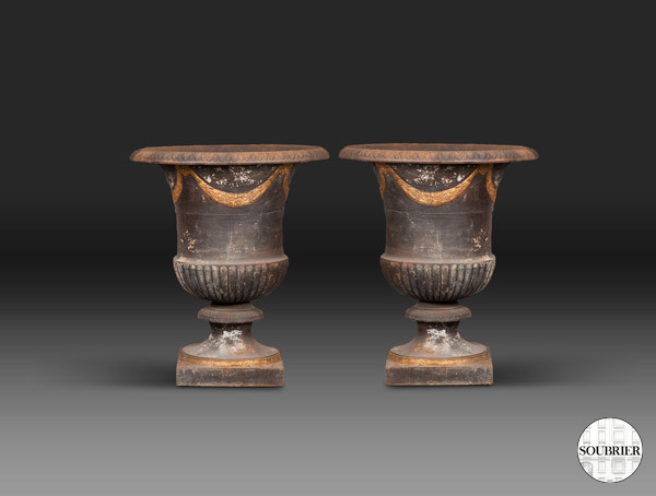 Pair of large vases Medicis